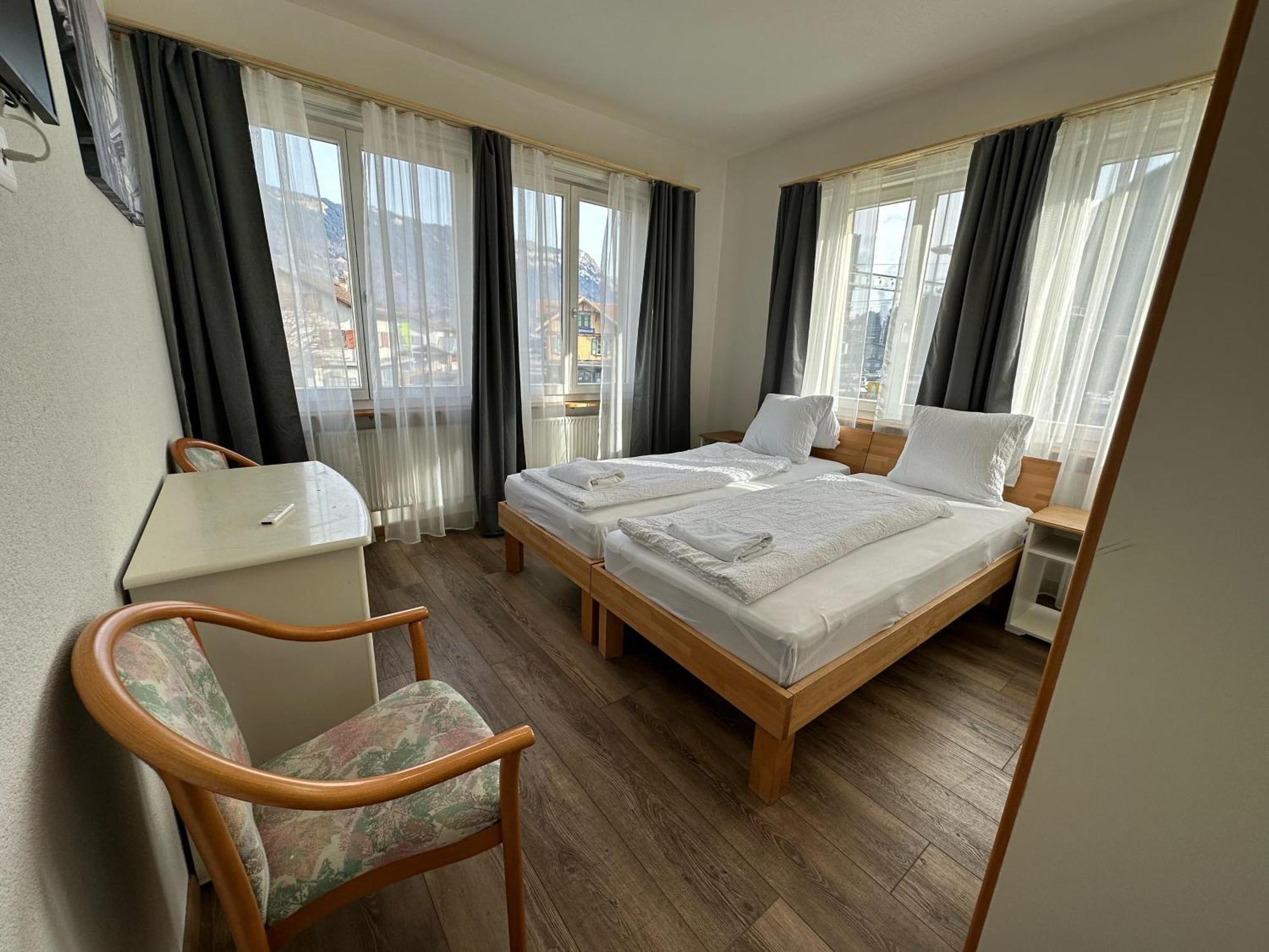 Hotel Christina Wilderswil Ngoại thất bức ảnh